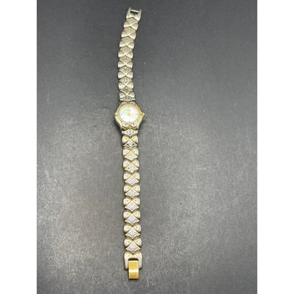 Vintage Caravelle By Bulova Two-Tone 19mm Quartz Women's Watch MOP Dial 7.25-7.5 - Picture 2 of 13